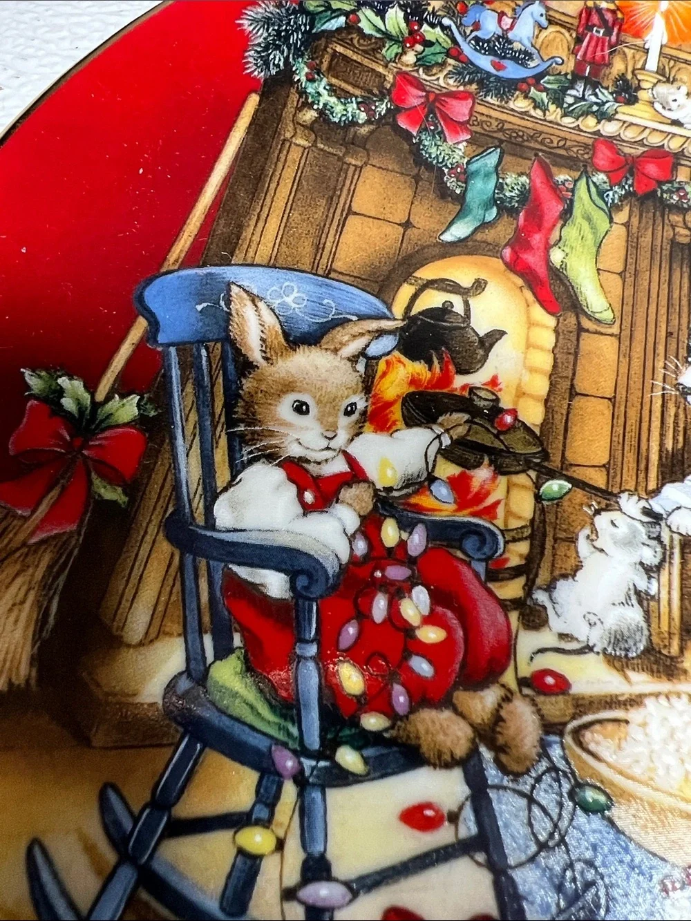 Vintage 1989 1992 Avon Christmas Holiday Decorative Wall Plates -